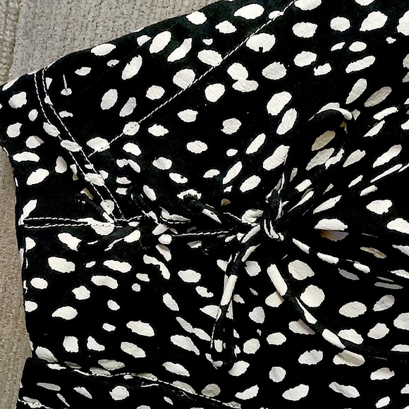 NEW Free People Bennett shorts criss cross ties lace upfront dotted dot print 2 - Picture 4 of 16